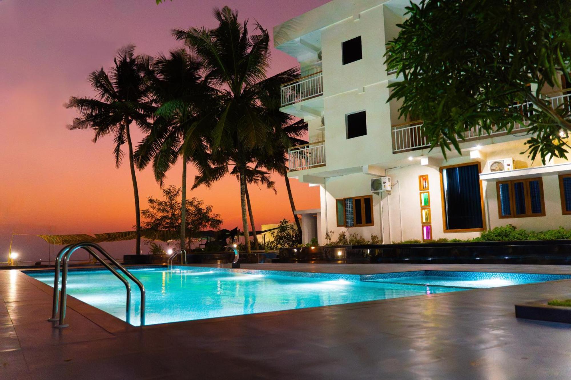 Skylar Seaview Beach Resort & Ayurveda Varkala Exterior foto